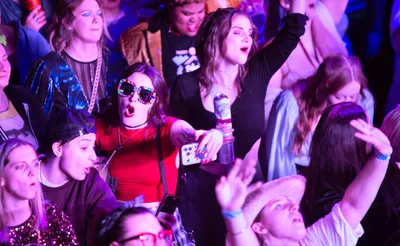 Broadway Rave